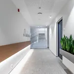 Korter Laulupargi Lux